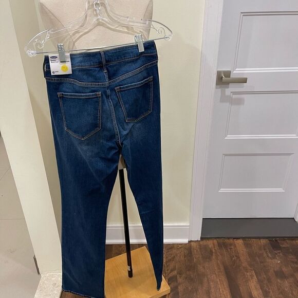 Old NAVY 💙 New💙 Jeans for women 💙 Women jeans 💙Size 6 - Picture 2 of 5